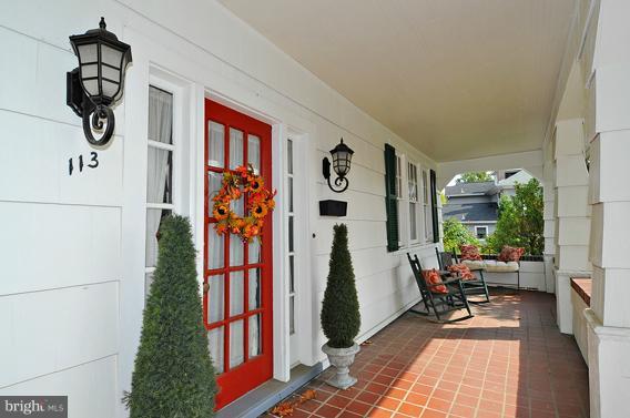 113 Rolling Rd. Catonsville, MD 21228 - Photo 3 of 26 Front Porch
