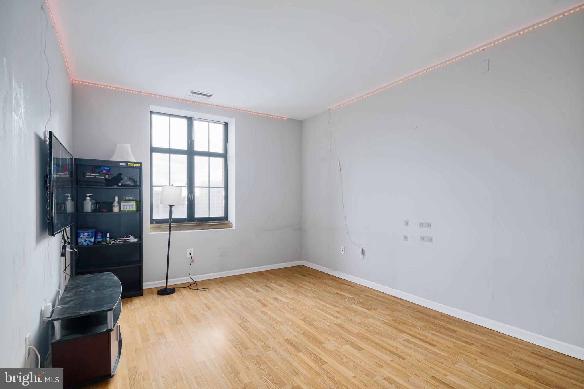 1601 Spring Garden Street, Unit 411 Philadelphia, PA 19130 - Photo 7 of 15