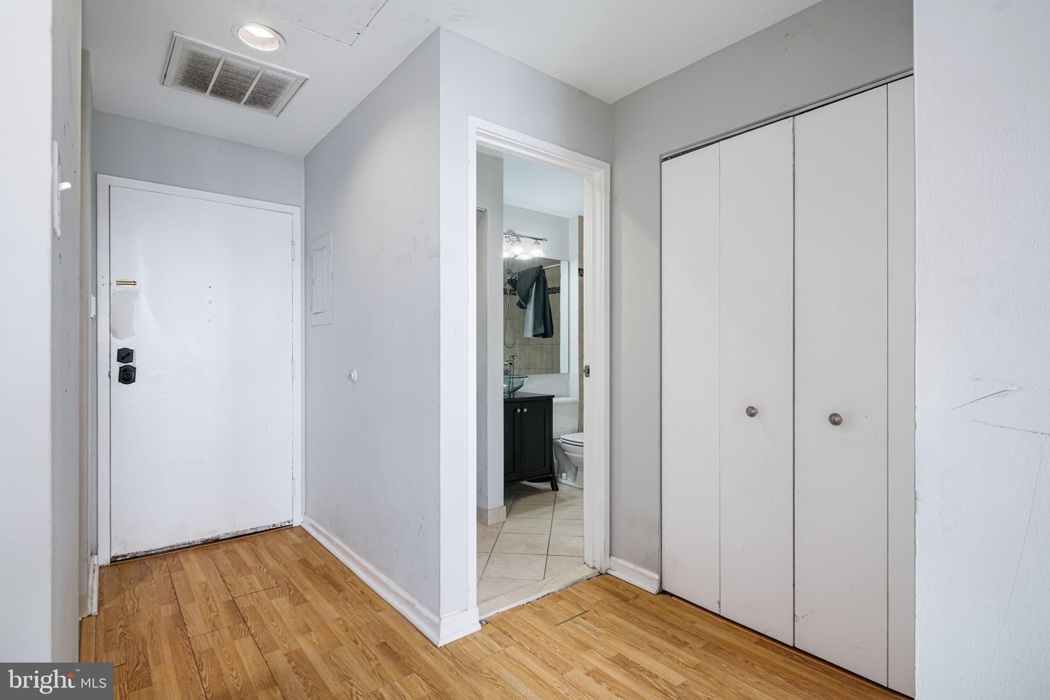 1601 Spring Garden Street, Unit 411 Philadelphia, PA 19130 - Photo 8 of 15