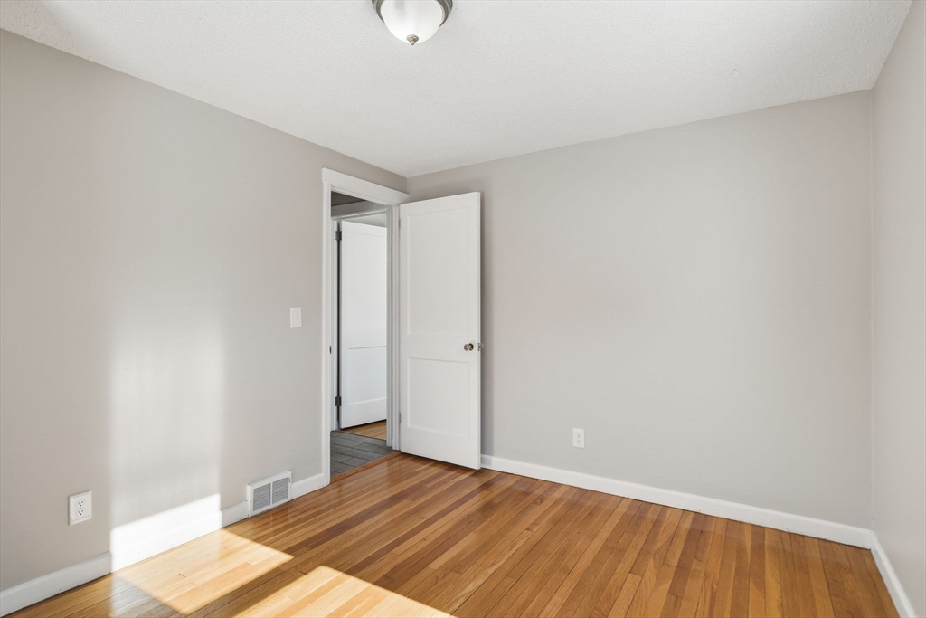 118 Pilgrim Road Springfield, MA 01118 - Photo 16 of 24 a view of an empty room