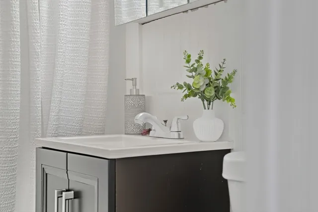 $315,000 | 118 Pilgrim Road, Springfield, MA 01118