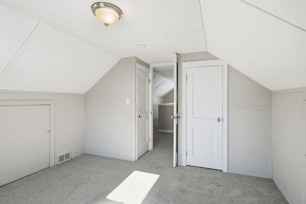 118 Pilgrim Road Springfield, MA 01118 - Photo 22 of 26