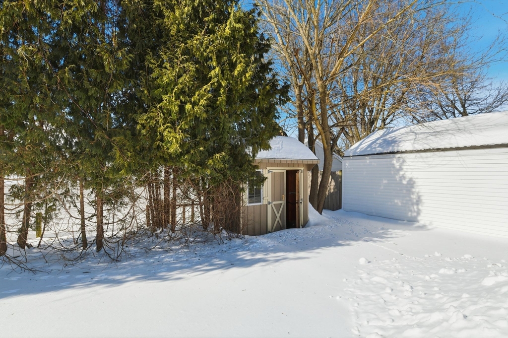 118 Pilgrim Road Springfield, MA 01118 - Photo 26 of 26