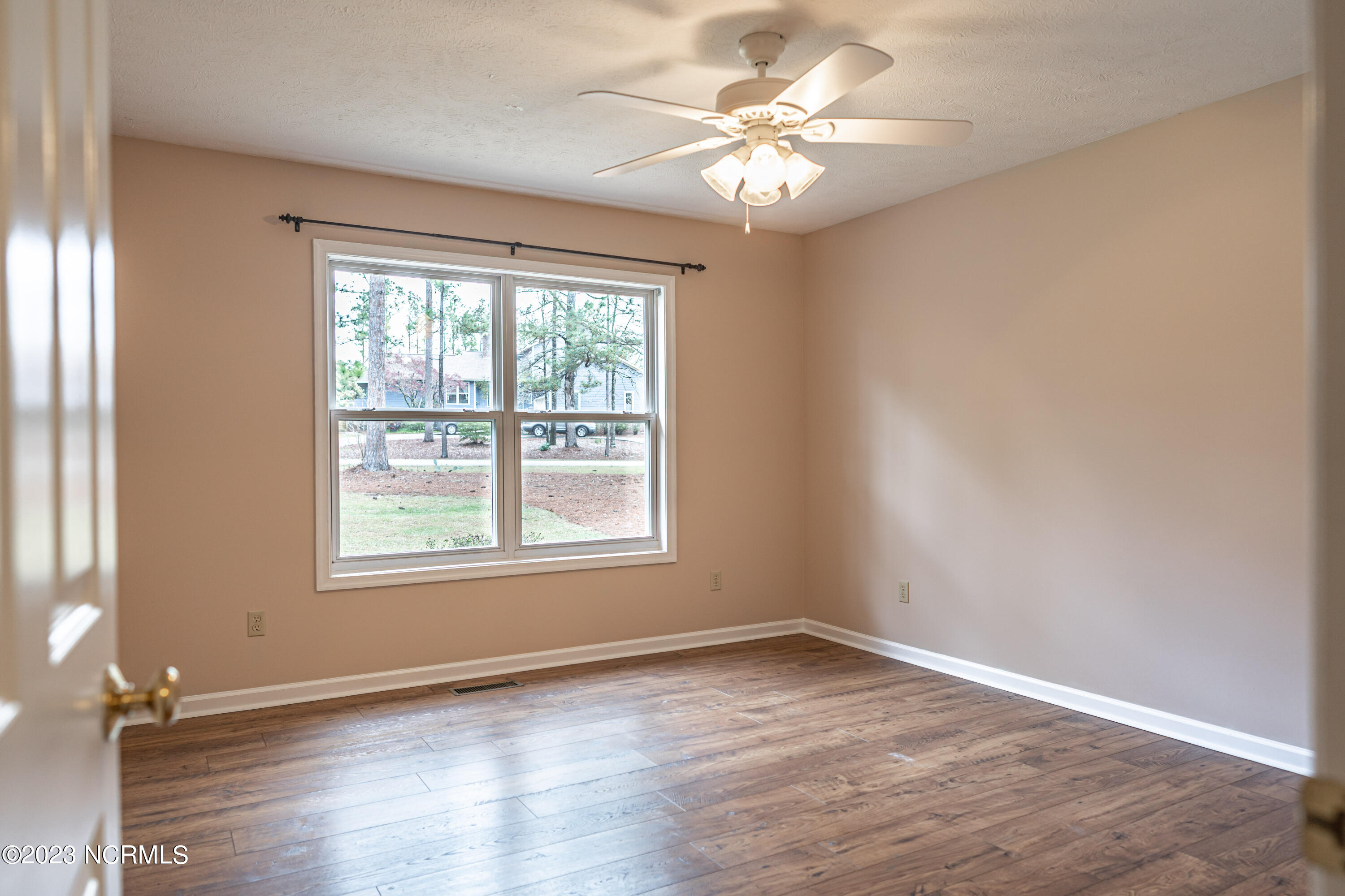 104 Primrose Circle West End, NC 27376 - Photo 16 of 24 18