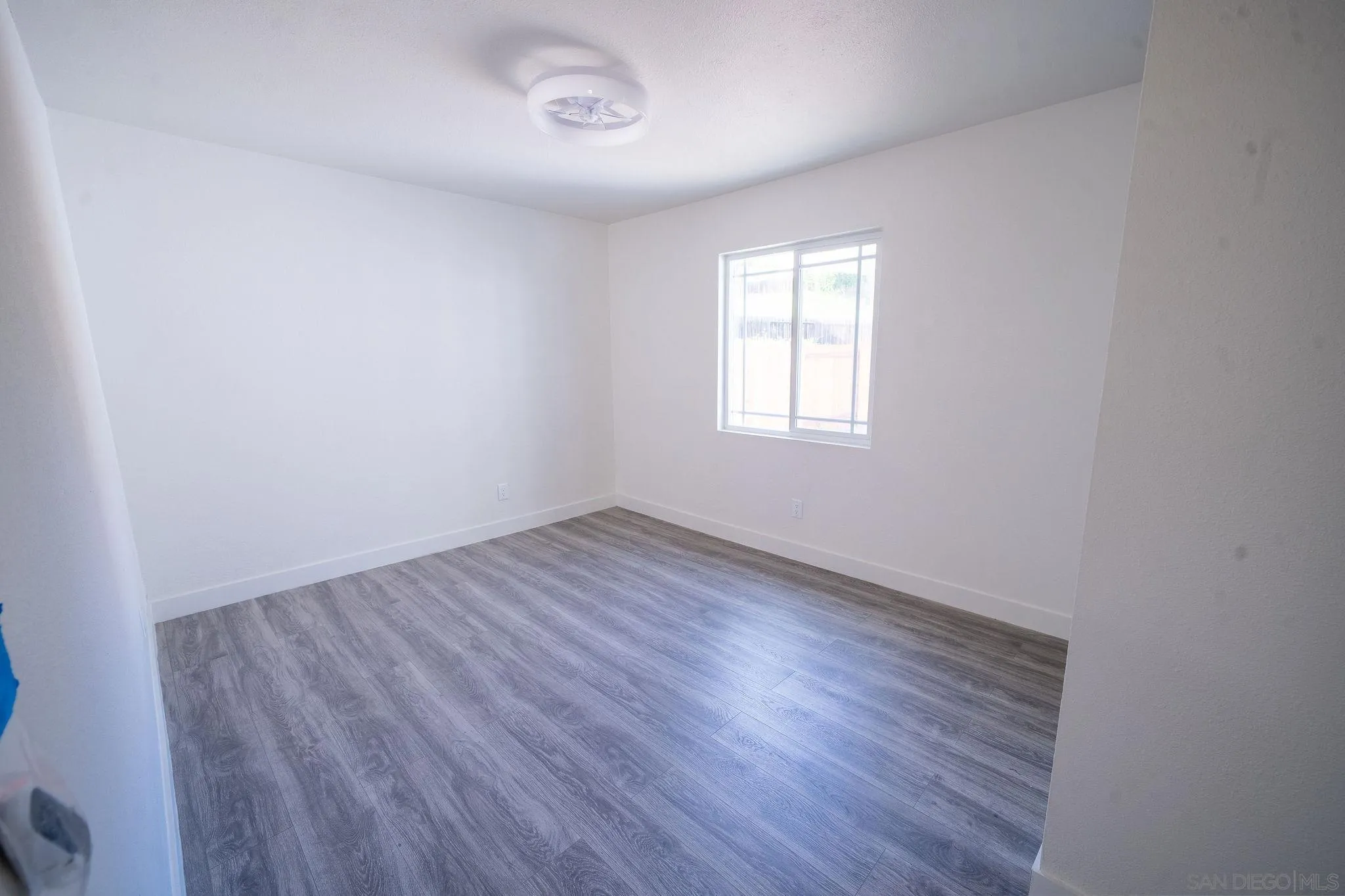 1654 Walbollen Street Spring Valley, CA 91977 - Photo 15 of 23