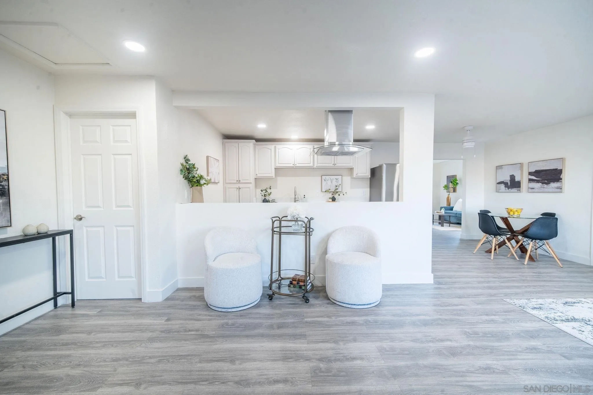 1654 Walbollen Street Spring Valley, CA 91977 - Photo 6 of 23