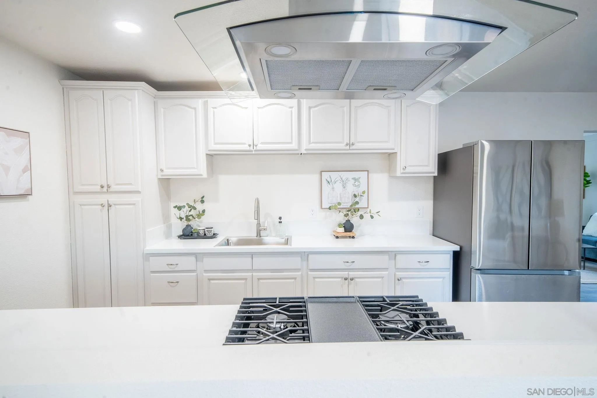 1654 Walbollen Street Spring Valley, CA 91977 - Photo 10 of 23