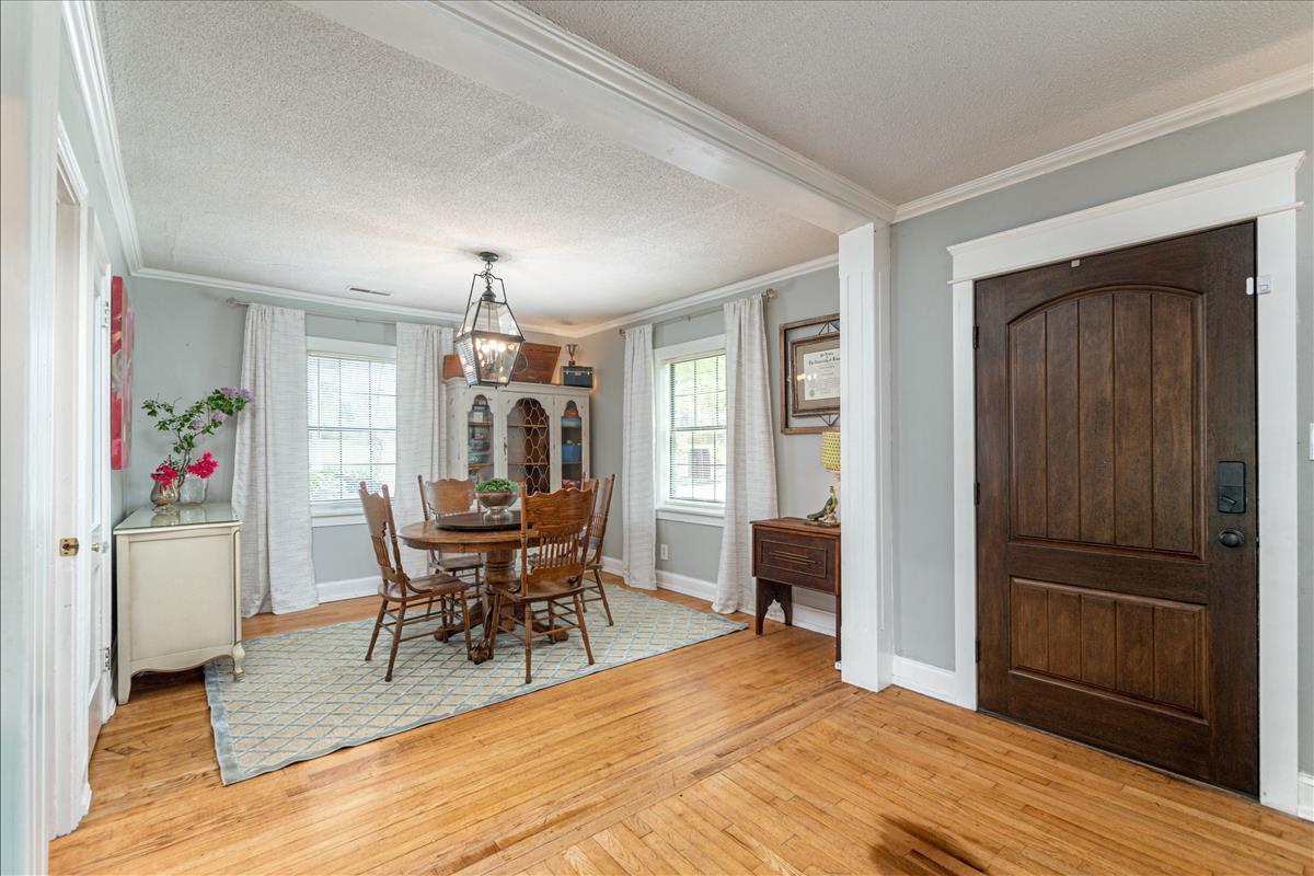 211 Bass Road Chattanooga, TN 37421 - Photo 4 of 31 211 Bass Rd-4
