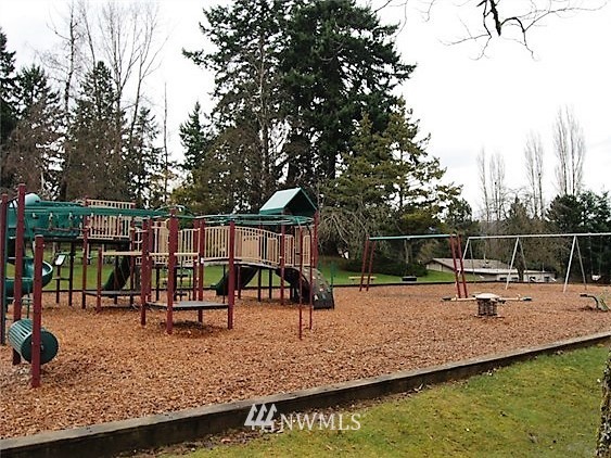 15508 207th Place Southeast Renton, WA 98059 - Photo 20 of 21 Gallery Image 20