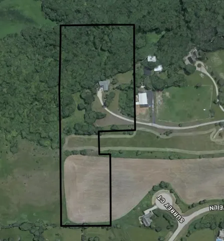 $895,000 | 7822 North Pillow Hill Road, Spring Grove, IL 60081