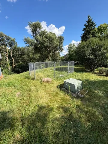 $895,000 | 7822 North Pillow Hill Road, Spring Grove, IL 60081