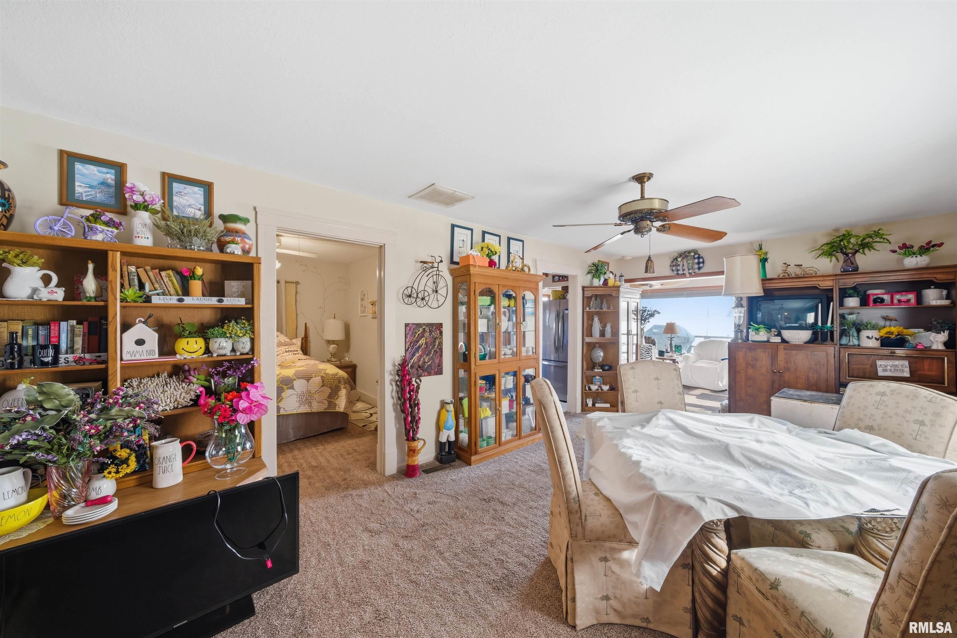 4222 North Galena Road Peoria, IL 61611 - Photo 4 of 41