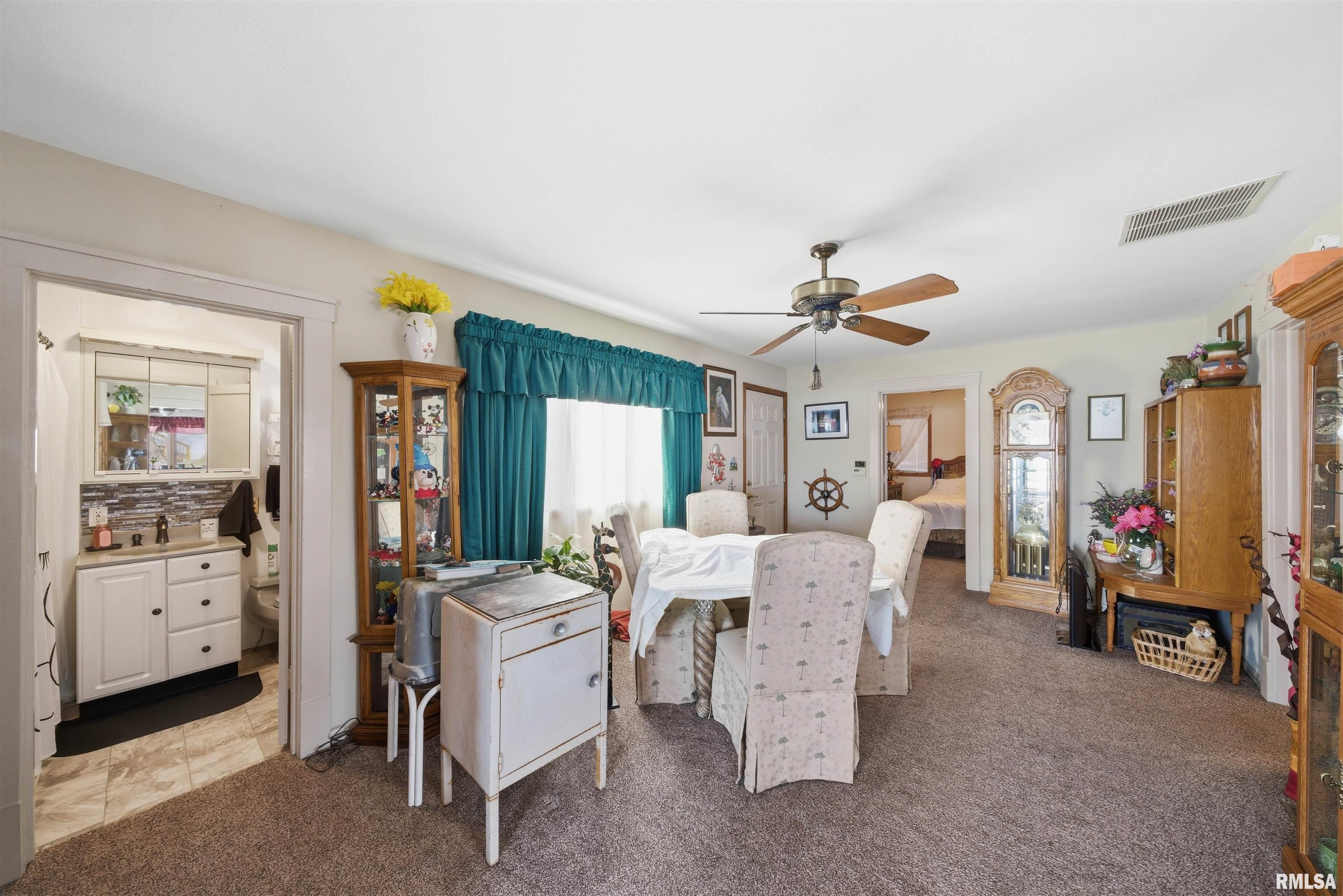 4222 North Galena Road Peoria, IL 61611 - Photo 5 of 41
