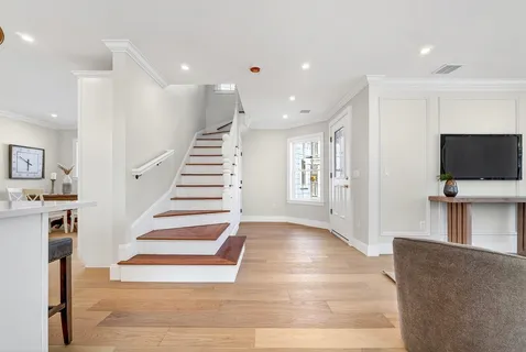 $989,900 | 1078 Main Street, Unit 1, Melrose, MA 02176