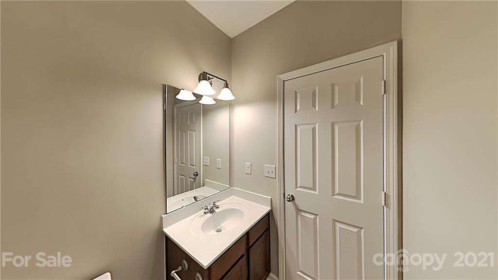 11608 Lusterleaf Holly Road Charlotte, NC 28227 - Photo 13 of 16 Gallery Image 13