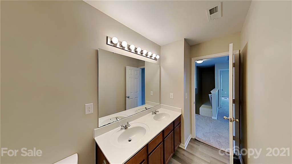 11608 Lusterleaf Holly Road Charlotte, NC 28227 - Photo 14 of 16 Gallery Image 14