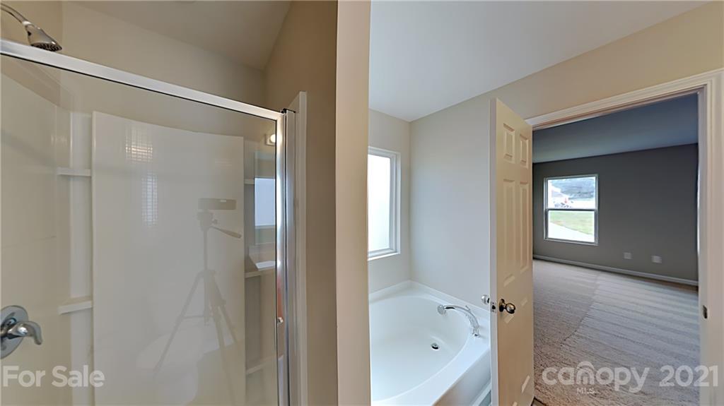 11608 Lusterleaf Holly Road Charlotte, NC 28227 - Photo 8 of 16 Gallery Image 8