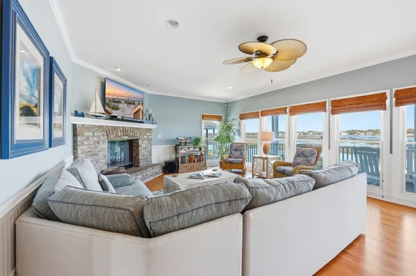 $2,079,000 | 902 South Waccamaw Drive, Murrells Inlet, SC 29576