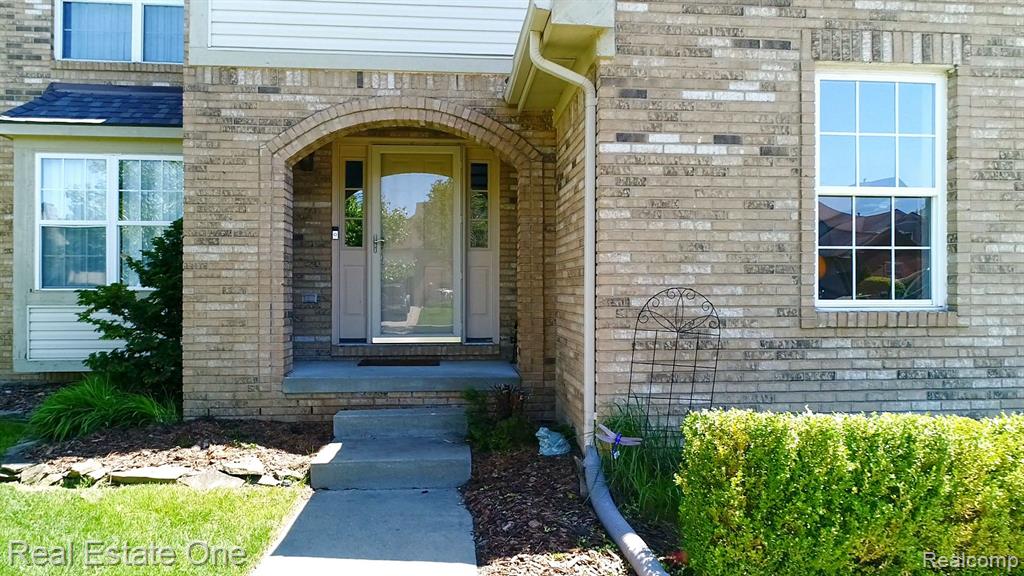 2817 Long Meadow Lane Rochester Hills, MI 48307 - Photo 36 of 57