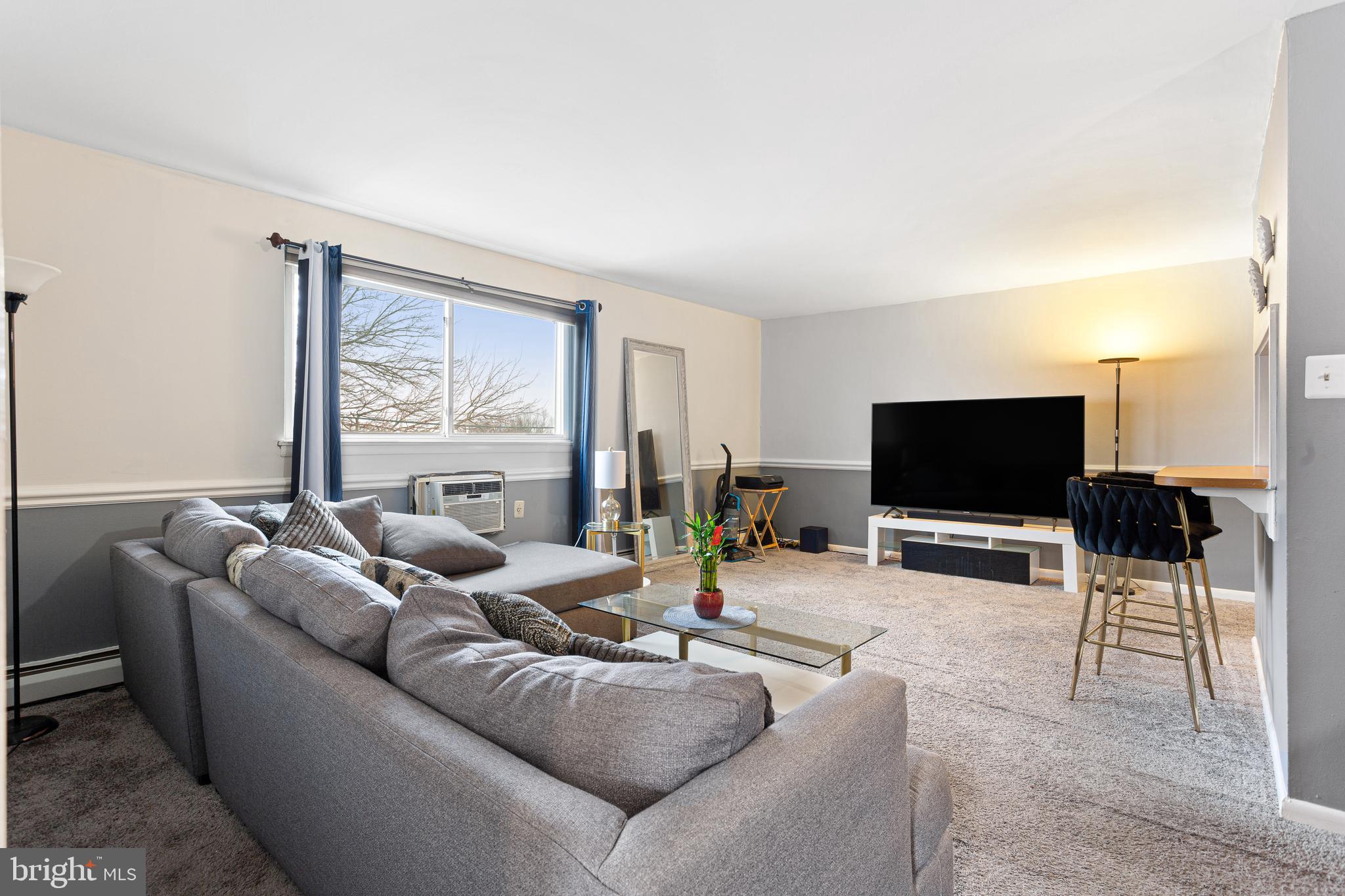 8115 West Chester Pike, Unit C3 Upper Darby, PA 19082 - Photo 6 of 14 Living Room