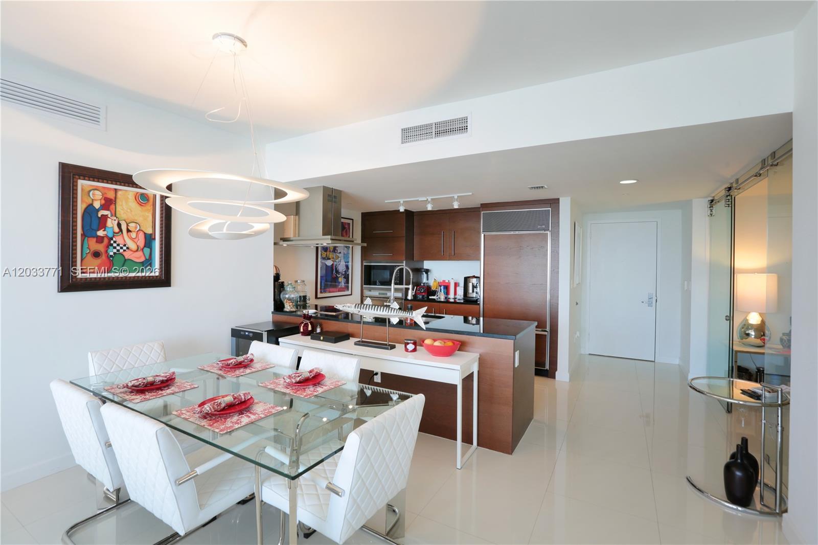 495 Brickell Avenue, Unit 4703 Miami, FL 33131 - Photo 4 of 10