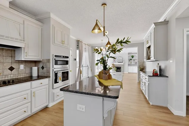 $709,999 | 640 Forest Bend Drive, Plano, TX 75025