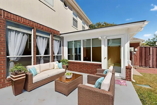 $709,999 | 640 Forest Bend Drive, Plano, TX 75025