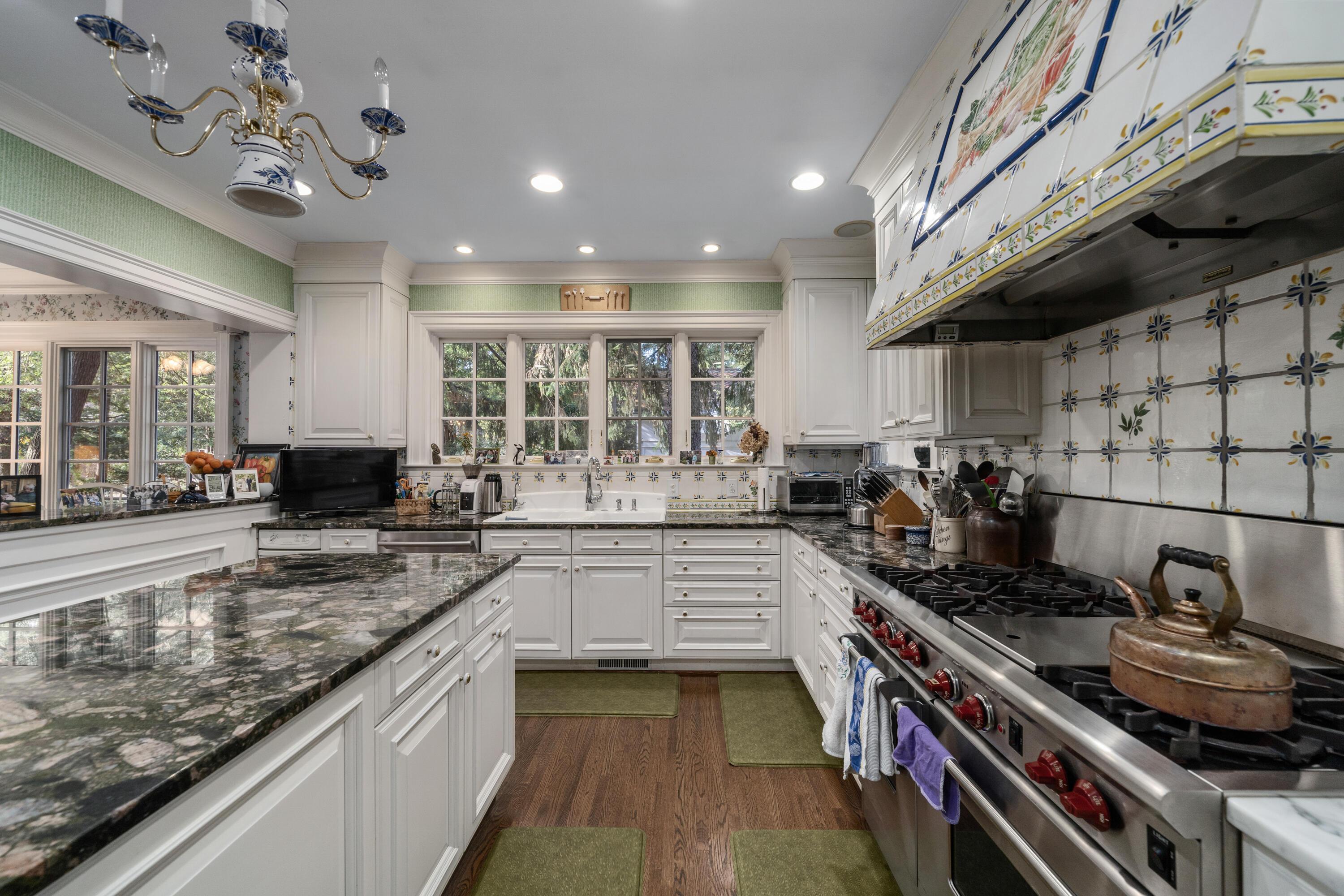 211 Preston Road Columbus, OH 43209 - Photo 36 of 103 DSC03634