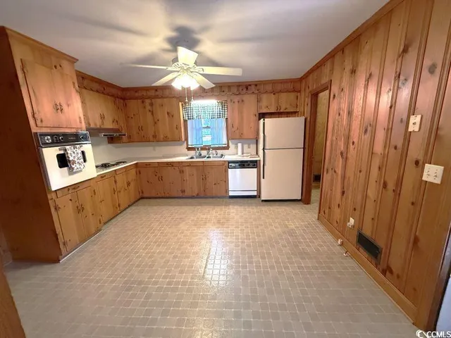 $228,000 | 801 Garland Street, Lake City, SC 29560