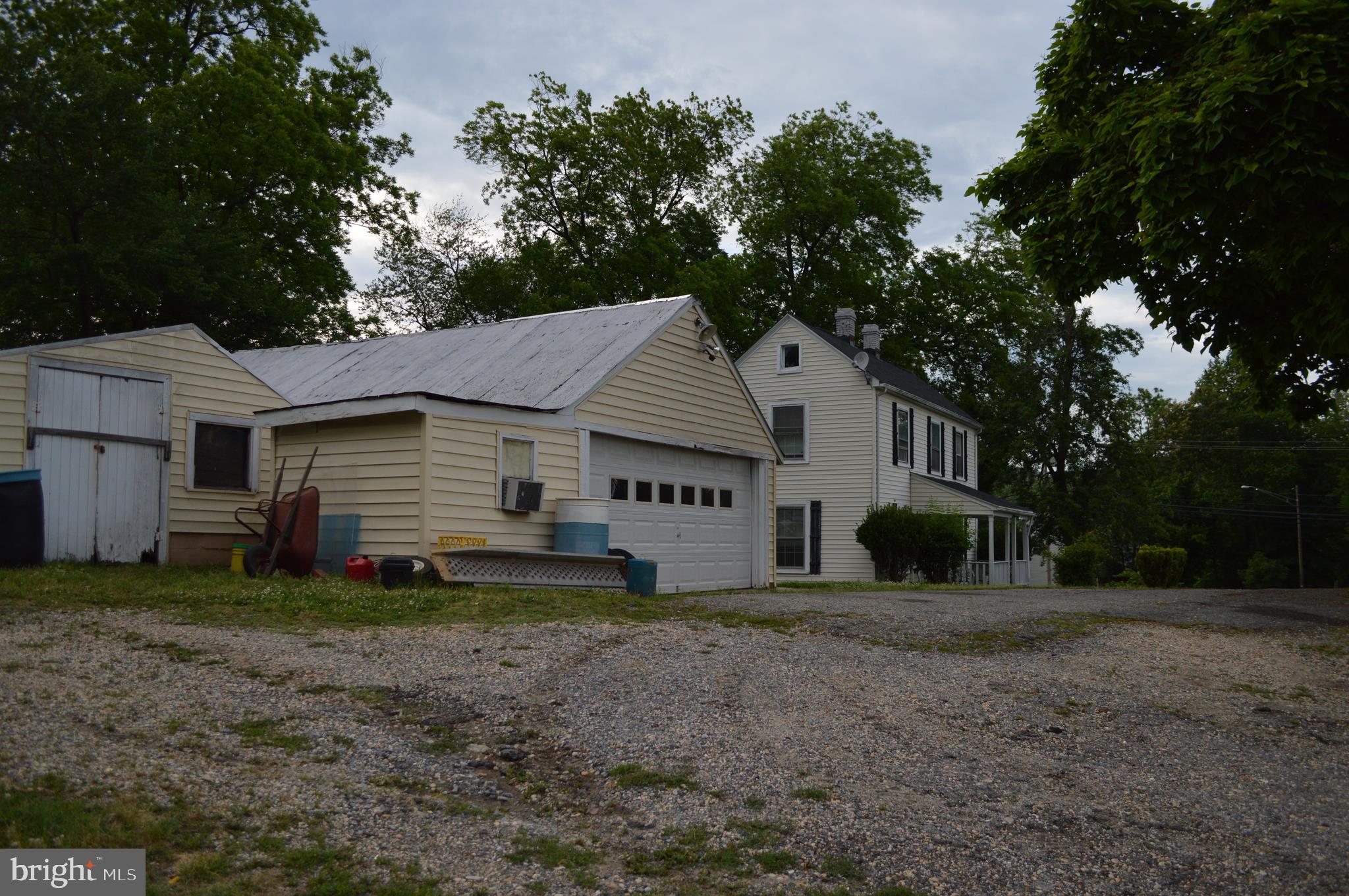 9611 Ardwick Ardmore Road Springdale, MD 20706 - Photo 12 of 19 Gallery Image 12