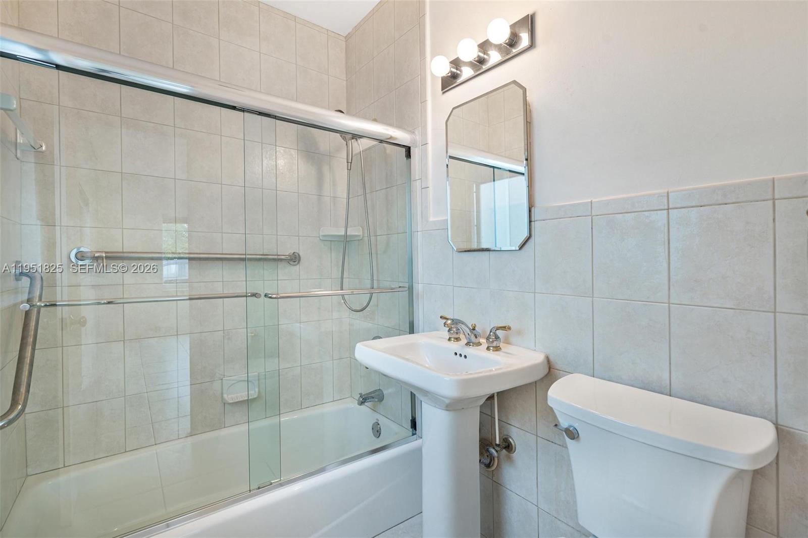 9248 Dickens Avenue Surfside, FL 33154 - Photo 28 of 39