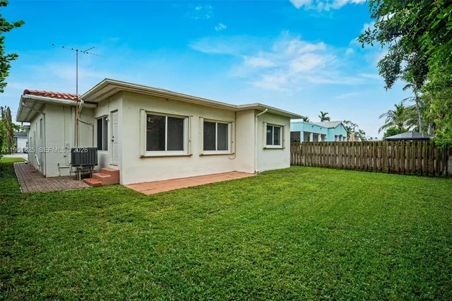 $1,499,000 | 9248 Dickens Avenue, Surfside, FL 33154