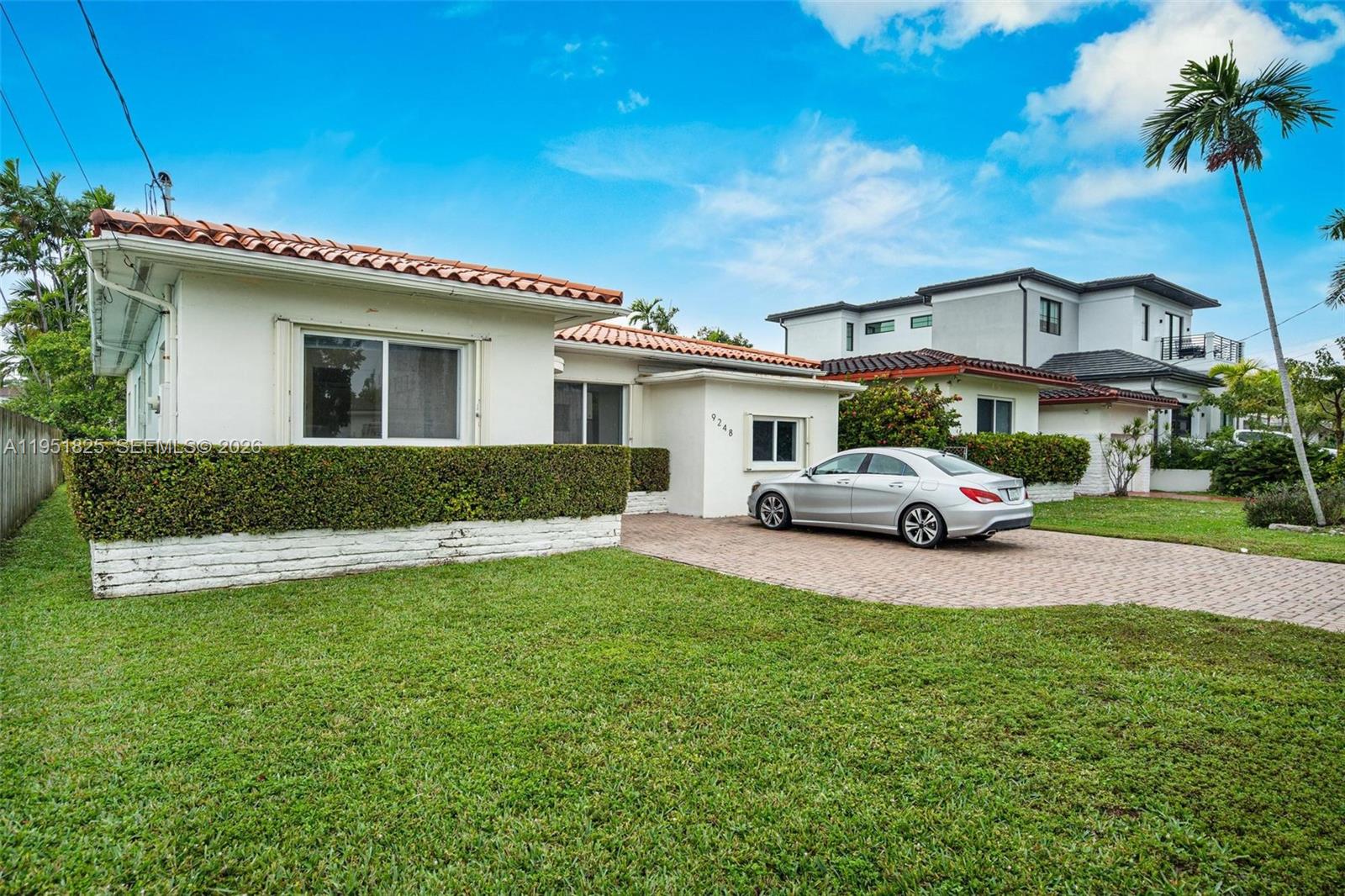 9248 Dickens Avenue Surfside, FL 33154 - Photo 7 of 39