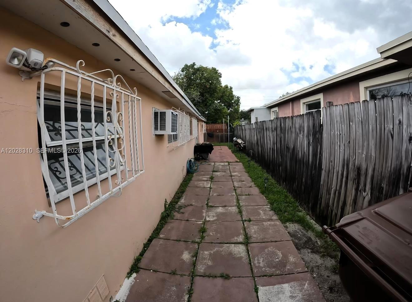 252 East 37th Street Hialeah, FL 33013 - Photo 48 of 51