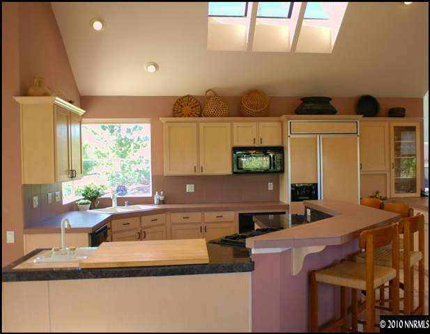 14185 Powder River Drive Reno, NV 89511 - Photo 3 of 9 Photo 3
