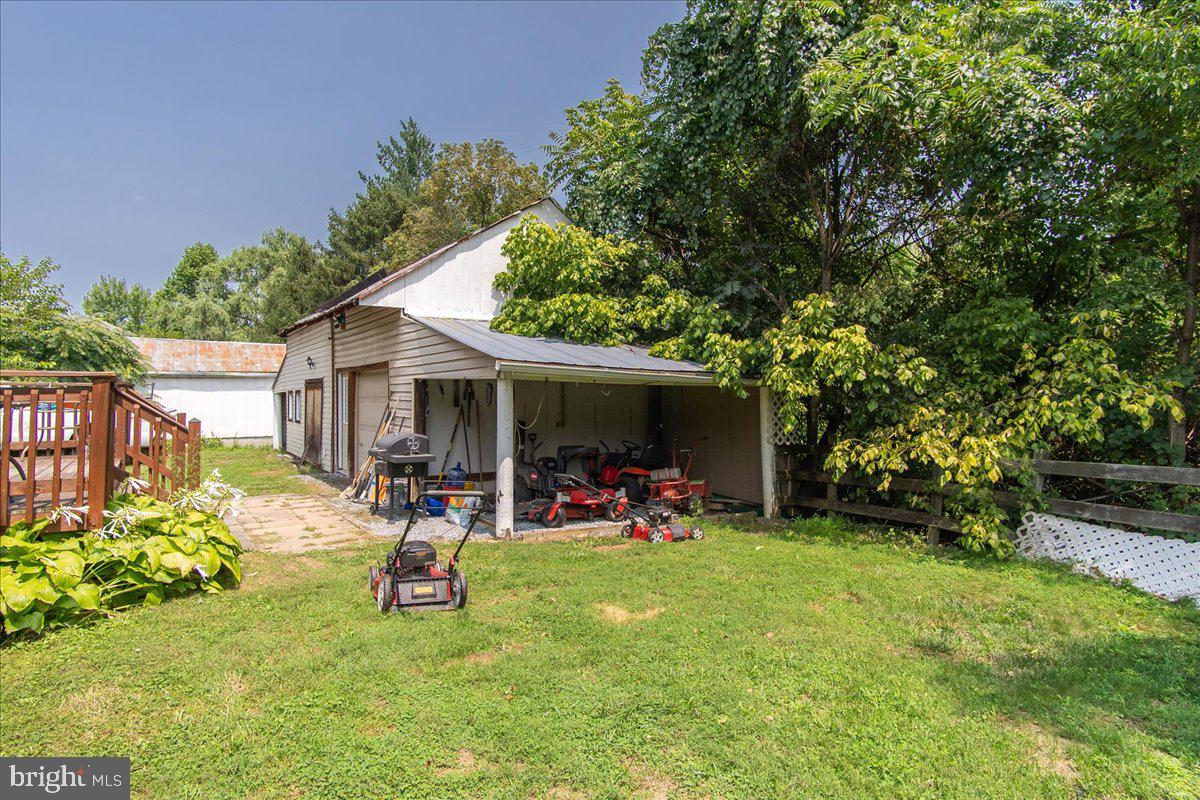 4239 Trego Road Keedysville, MD 21756 - Photo 20 of 31 Shed