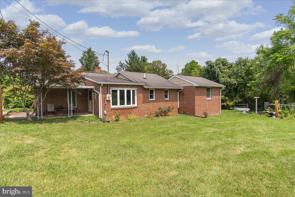 4239 Trego Road Keedysville, MD 21756 - Photo 21 of 31 View from the front Pic 5
