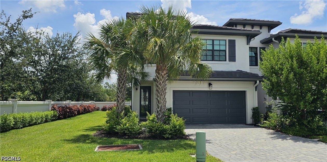 7510 Rockefeller Drive Naples, FL 34119 - Photo 1 of 50