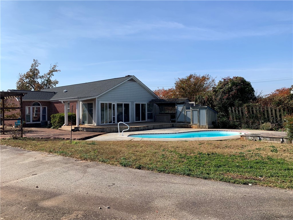 805 South Oak Street Seneca, SC 29678 - Photo 24 of 34