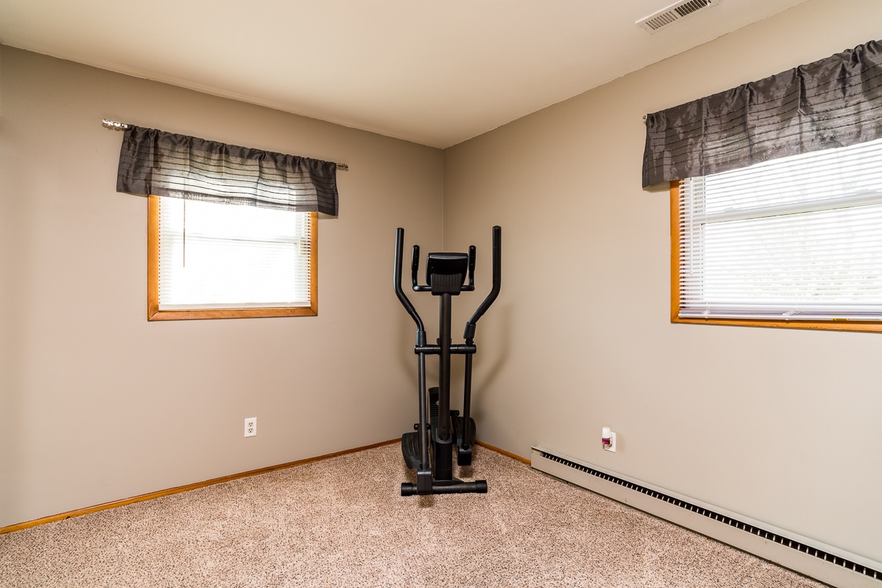 14318 Aboite Road Roanoke, IN 46783 - Photo 22 of 29