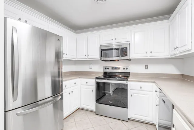 $449,000 | 4040 Woodlawn Drive, Unit 12, Nashville, TN 37205