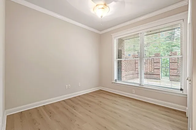 $449,000 | 4040 Woodlawn Drive, Unit 12, Nashville, TN 37205