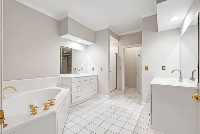 $449,000 | 4040 Woodlawn Drive, Unit 12, Nashville, TN 37205