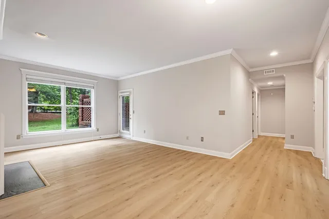 $449,000 | 4040 Woodlawn Drive, Unit 12, Nashville, TN 37205