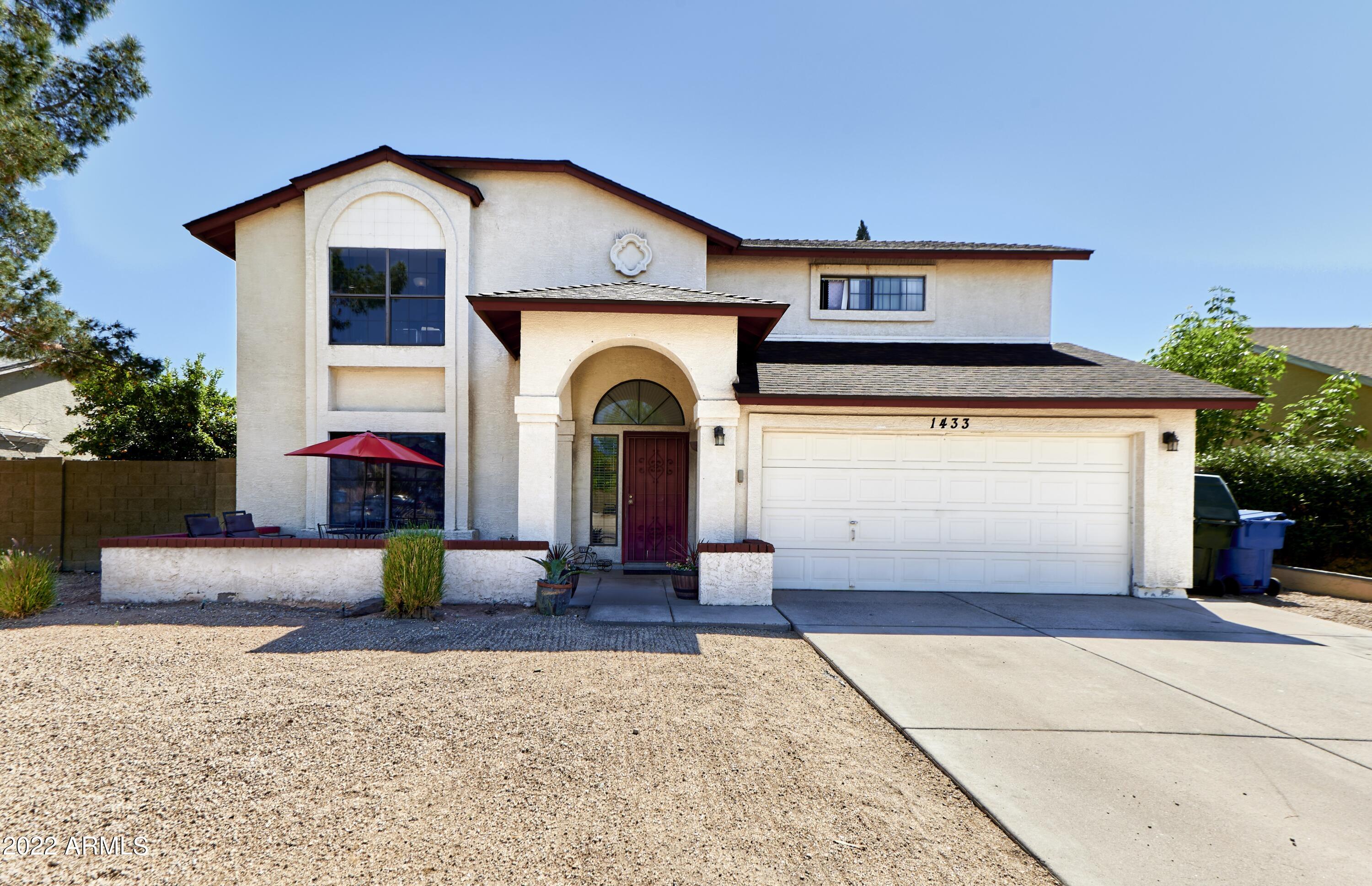 1433 East Utopia Road Phoenix, AZ 85024 - Photo 1 of 22 UTOPIA EXT 1