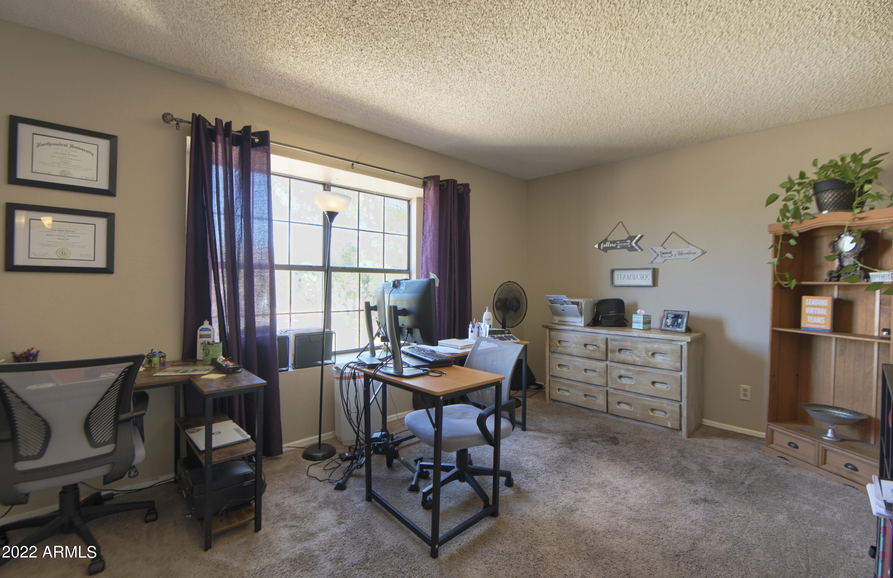 1433 East Utopia Road Phoenix, AZ 85024 - Photo 13 of 22 UTOPIA B2