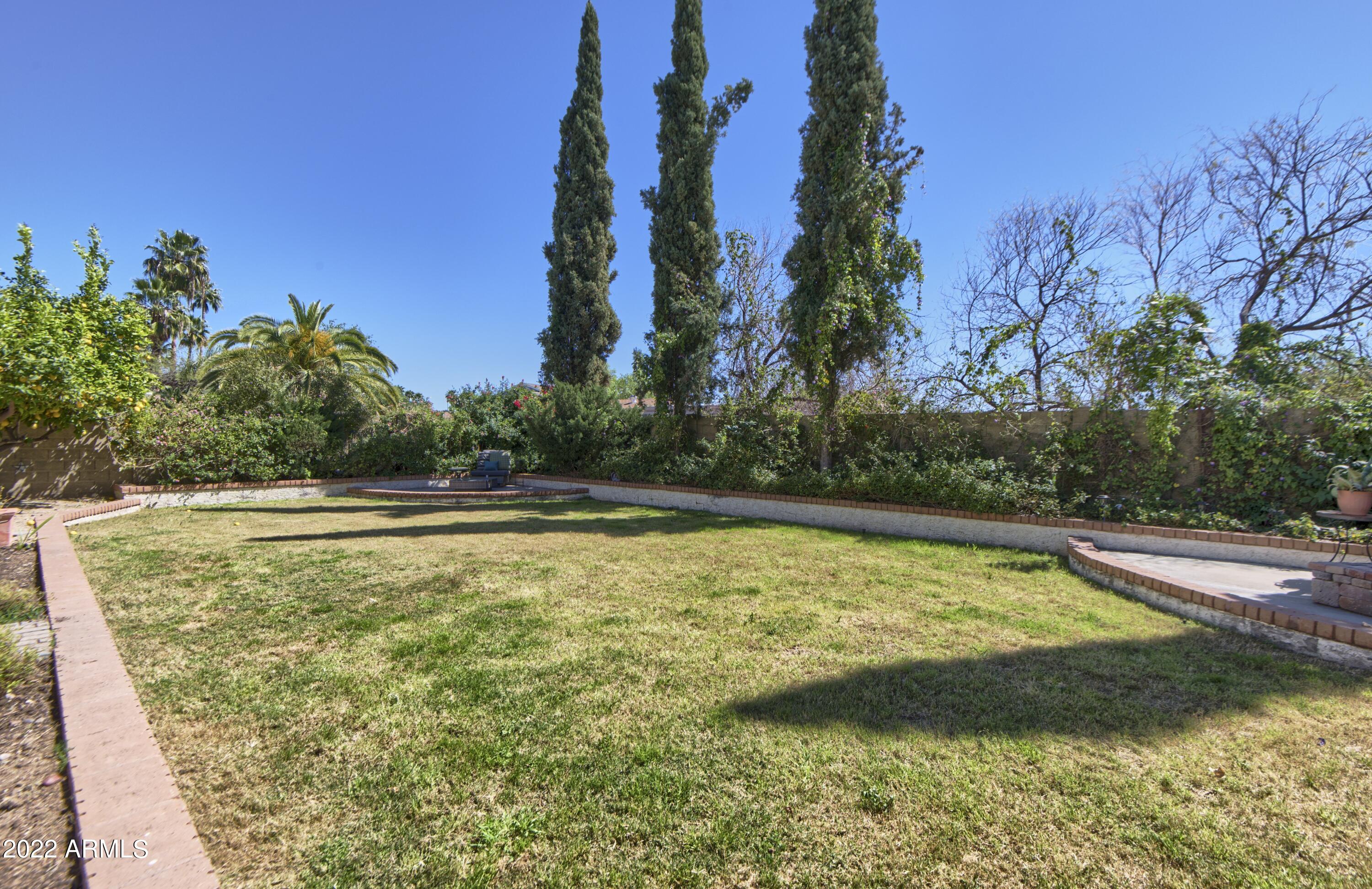 1433 East Utopia Road Phoenix, AZ 85024 - Photo 17 of 22 UTOPIA BACK YD 4