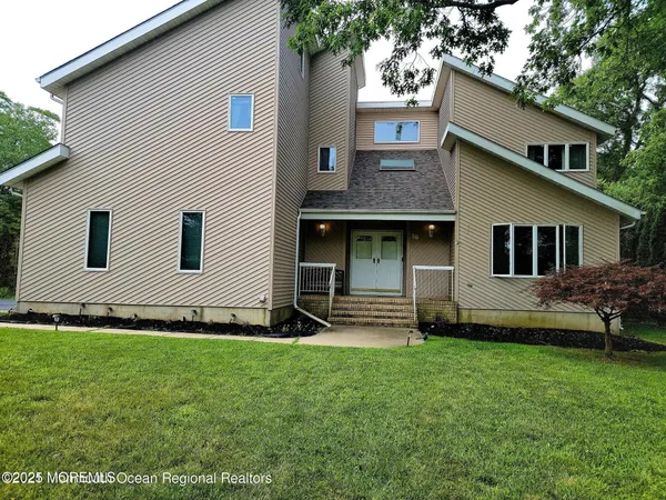 $2,449,000 | 28 Musket Lane, Eatontown, NJ 07724