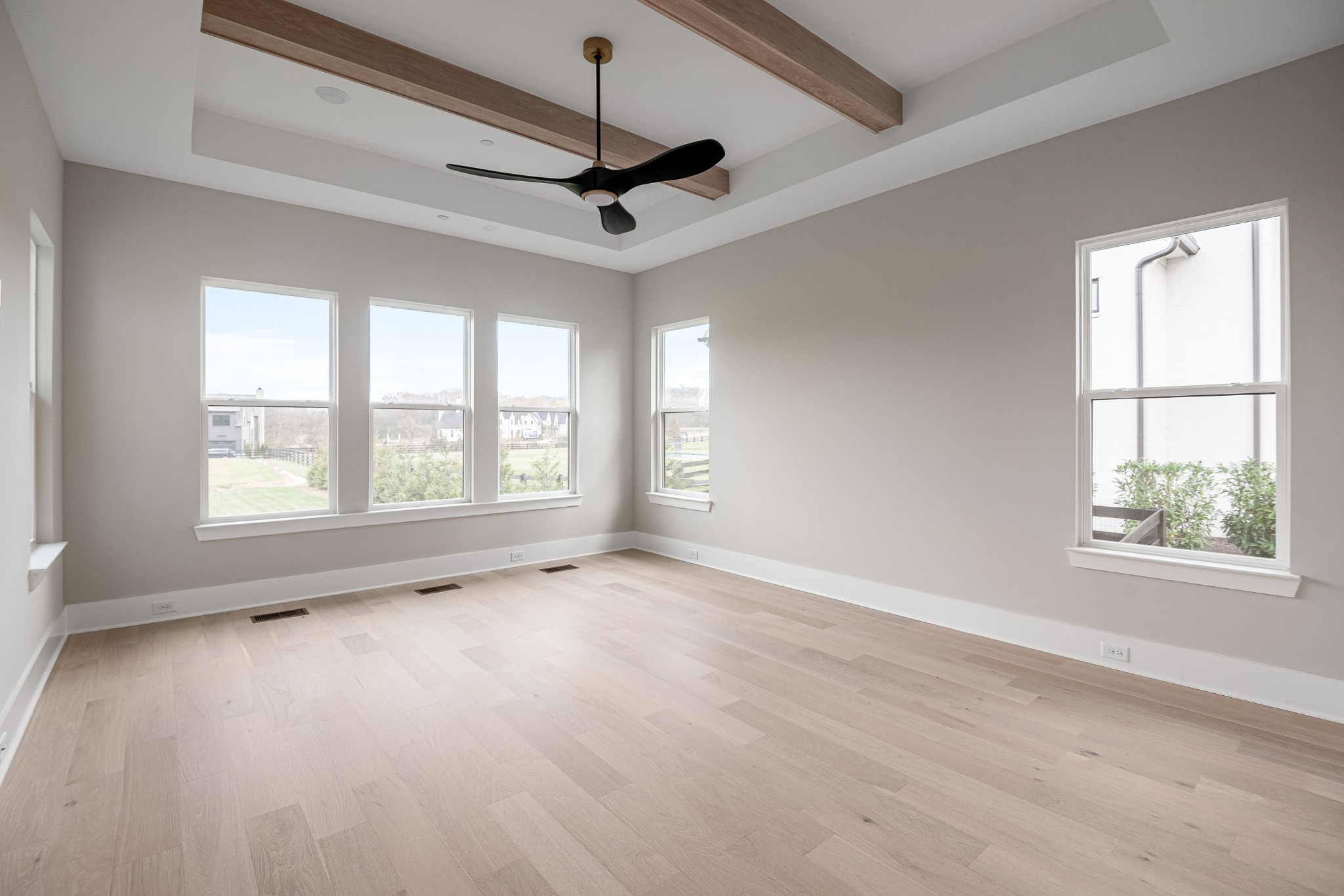 1764 Dean Road Thompson's Station, TN 37179 - Photo 32 of 45 a view of an empty room with a window