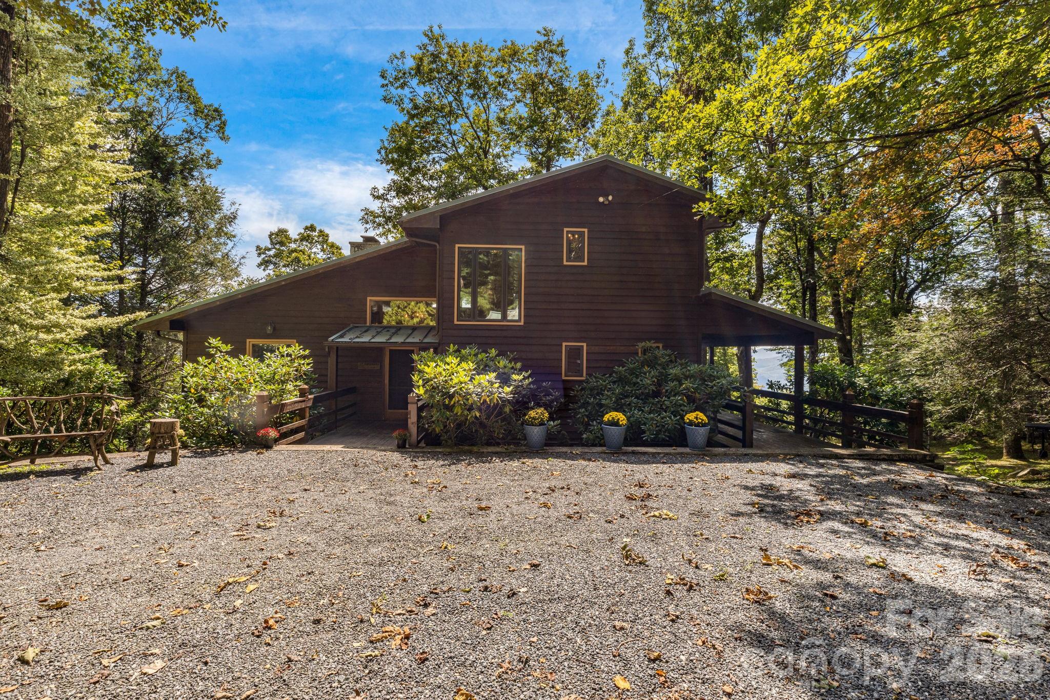 765-764 Osborn Knob Road Marion, NC 28752 - Photo 3 of 47